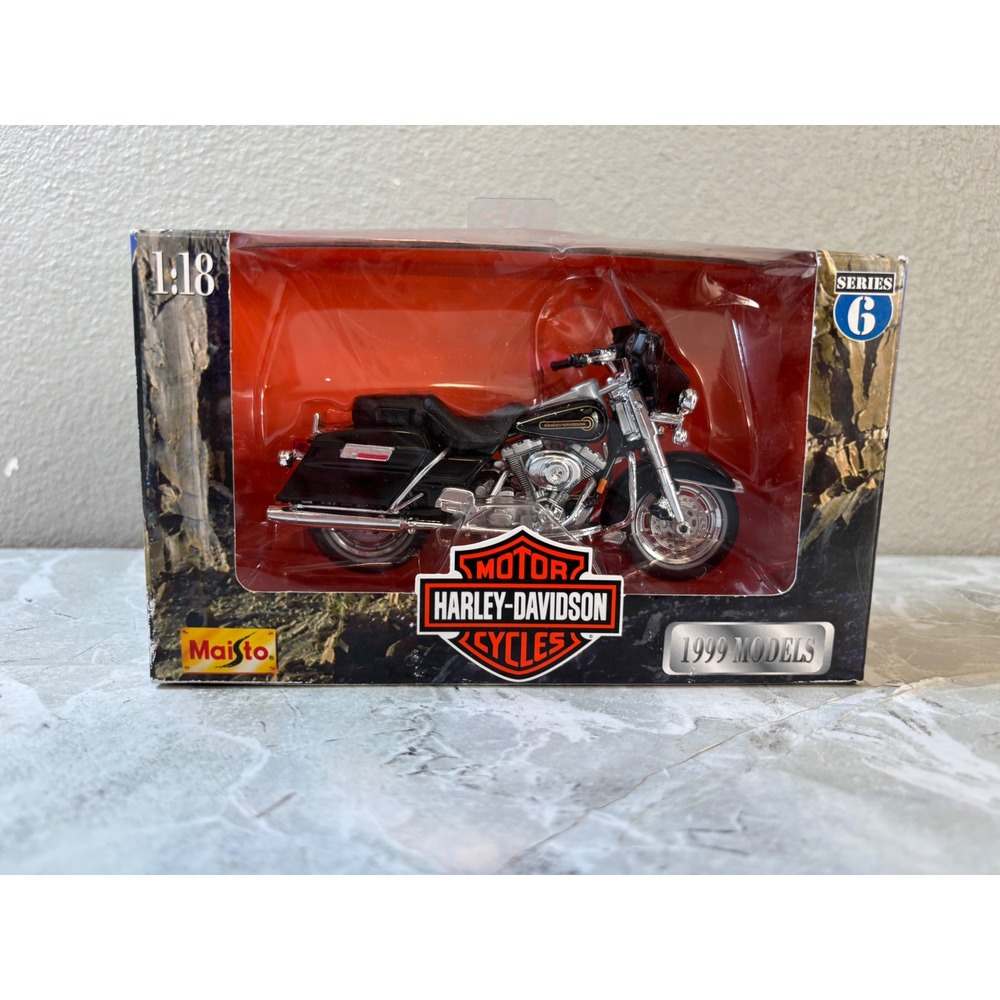 Maisto Harley-Davidson 1999 FLHT Electra Glide Standard 1:18 Diecast Series 6